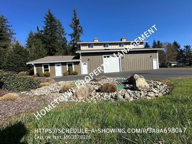 Building Photo - 4047 Legacy Dr NE