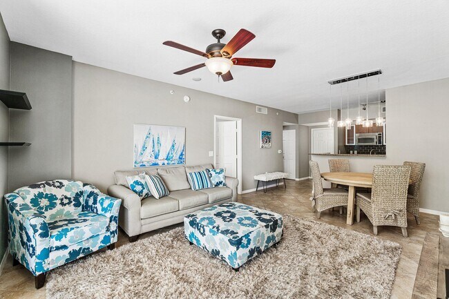 Building Photo - 700 E Boynton Beach Blvd