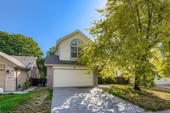 Primary Photo - Bright & Spacious 3-Bedroom Home in Fox Run