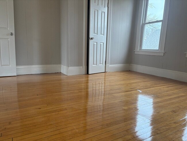 Building Photo - 797 Carew St