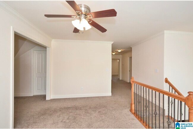 Building Photo - 107 Castlehill Dr