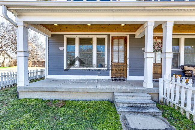 Building Photo - 628 Shelby Ave