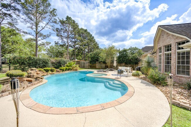 Building Photo - 5318 Pebble Way Ln