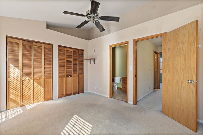 Building Photo - 1273 Cranbrook Dr