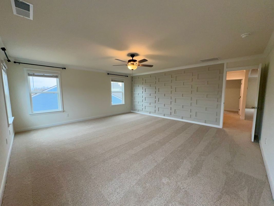 Building Photo - 10811 Upland Dr