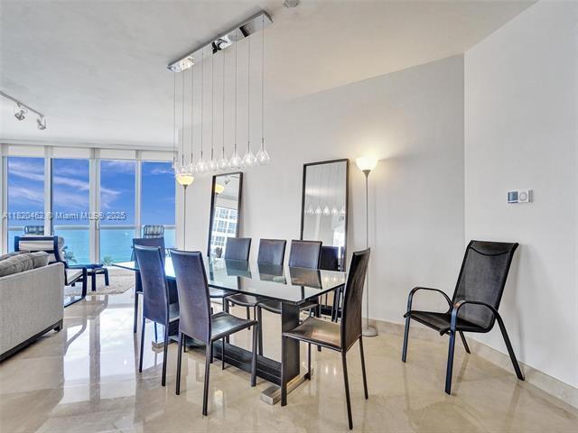Building Photo - 9595 Collins Ave