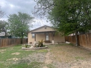 Building Photo - 4930 Bluff St