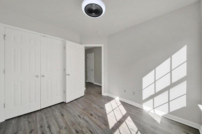 Building Photo - Lovely 3 Bed 2.5 Bath Townhome in Mint Hill!
