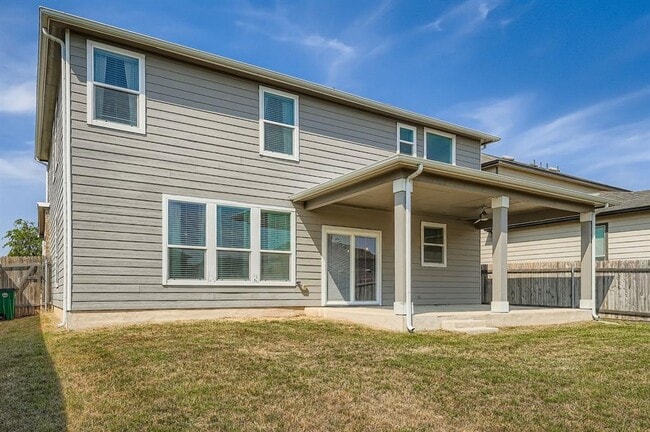 Building Photo - 5104 Lazy Ct Dr