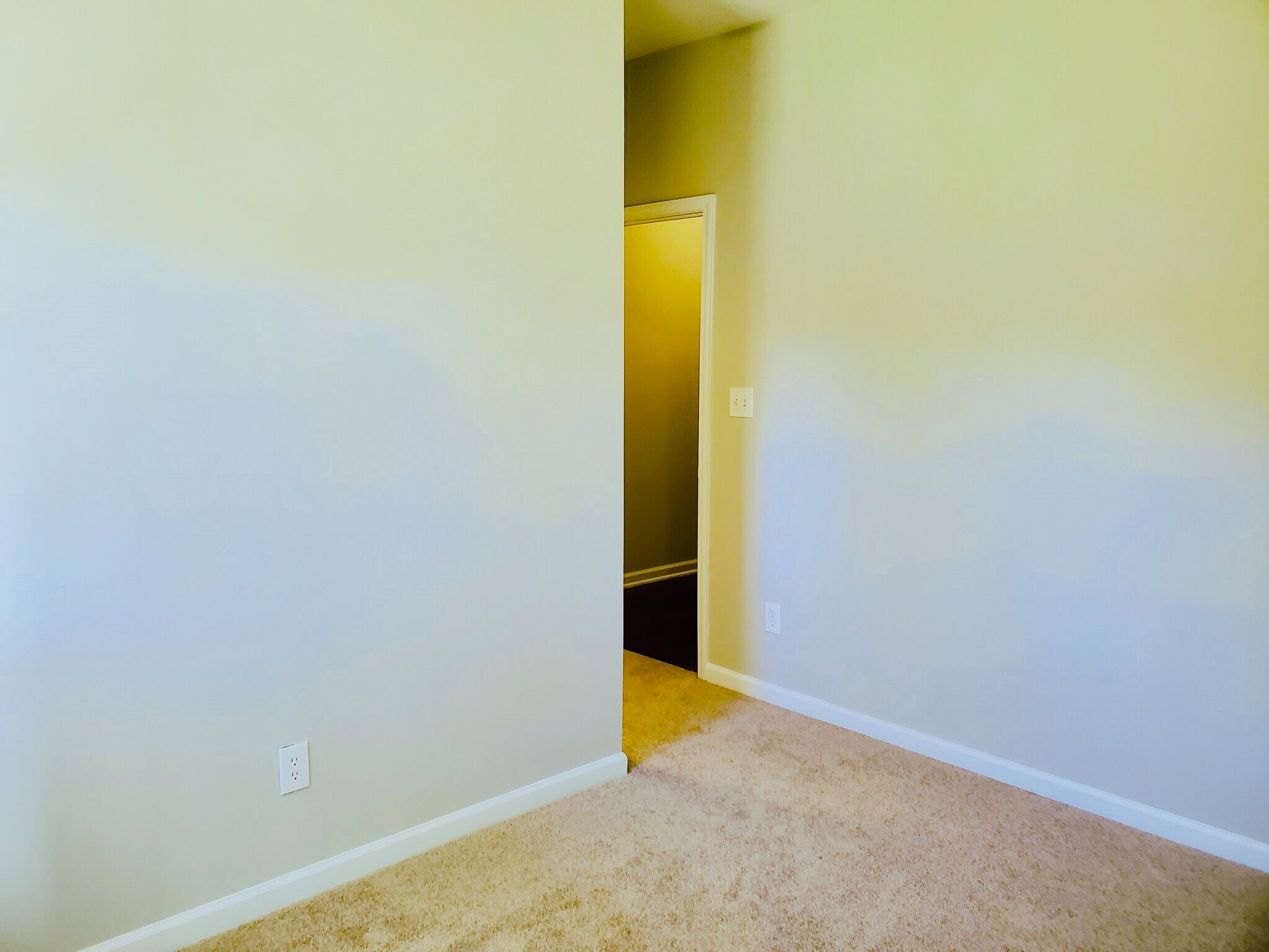 Building Photo - 651 Ganyard Farm Way