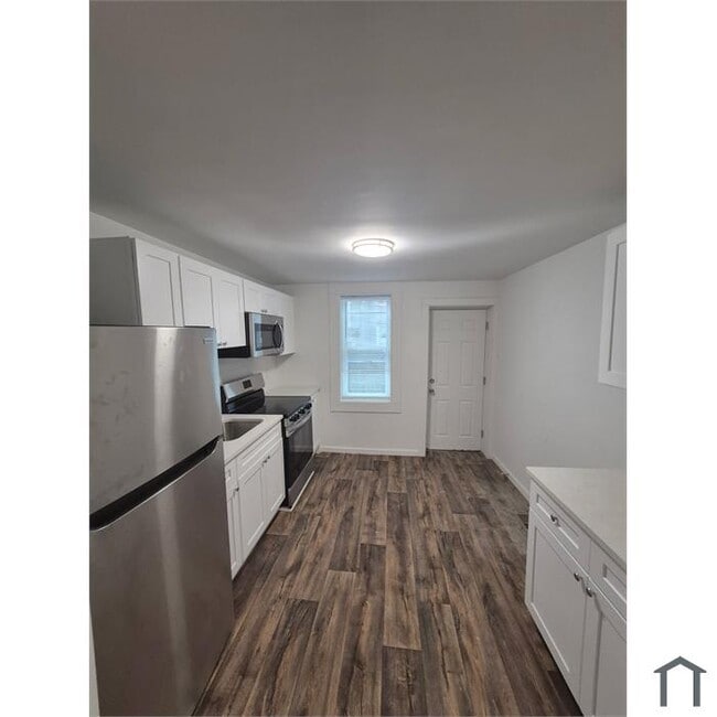 Building Photo - 1428 S Marston-