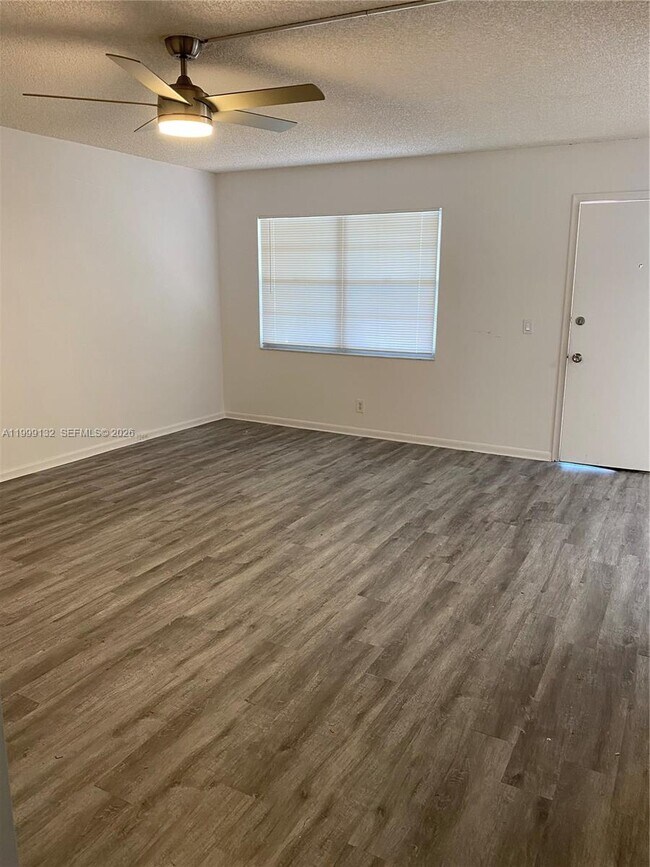 Building Photo - 13255 SW 9th Ct