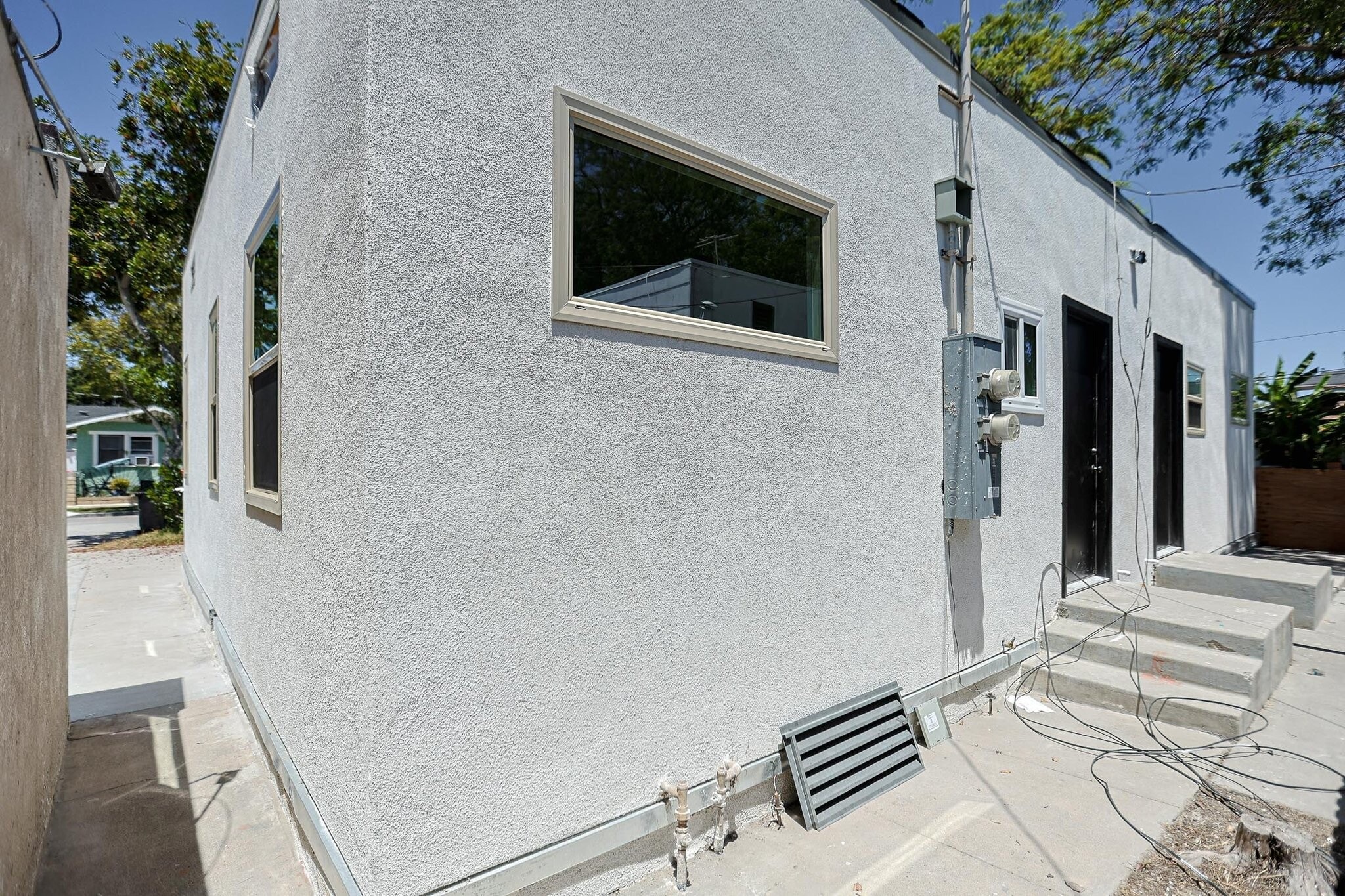 Building Photo - 401-403 S Garnsey St