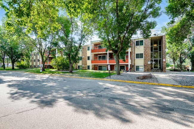 Building Photo - 8304 Zane Ave N