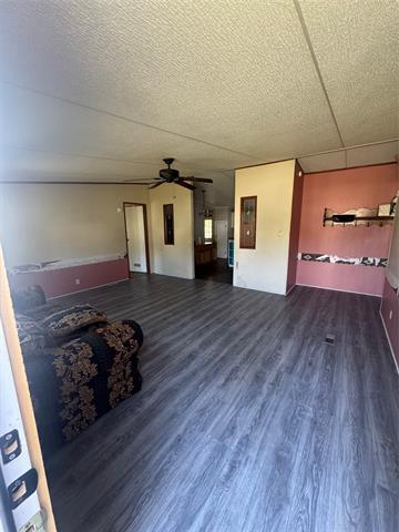Building Photo - 228 E Heron St