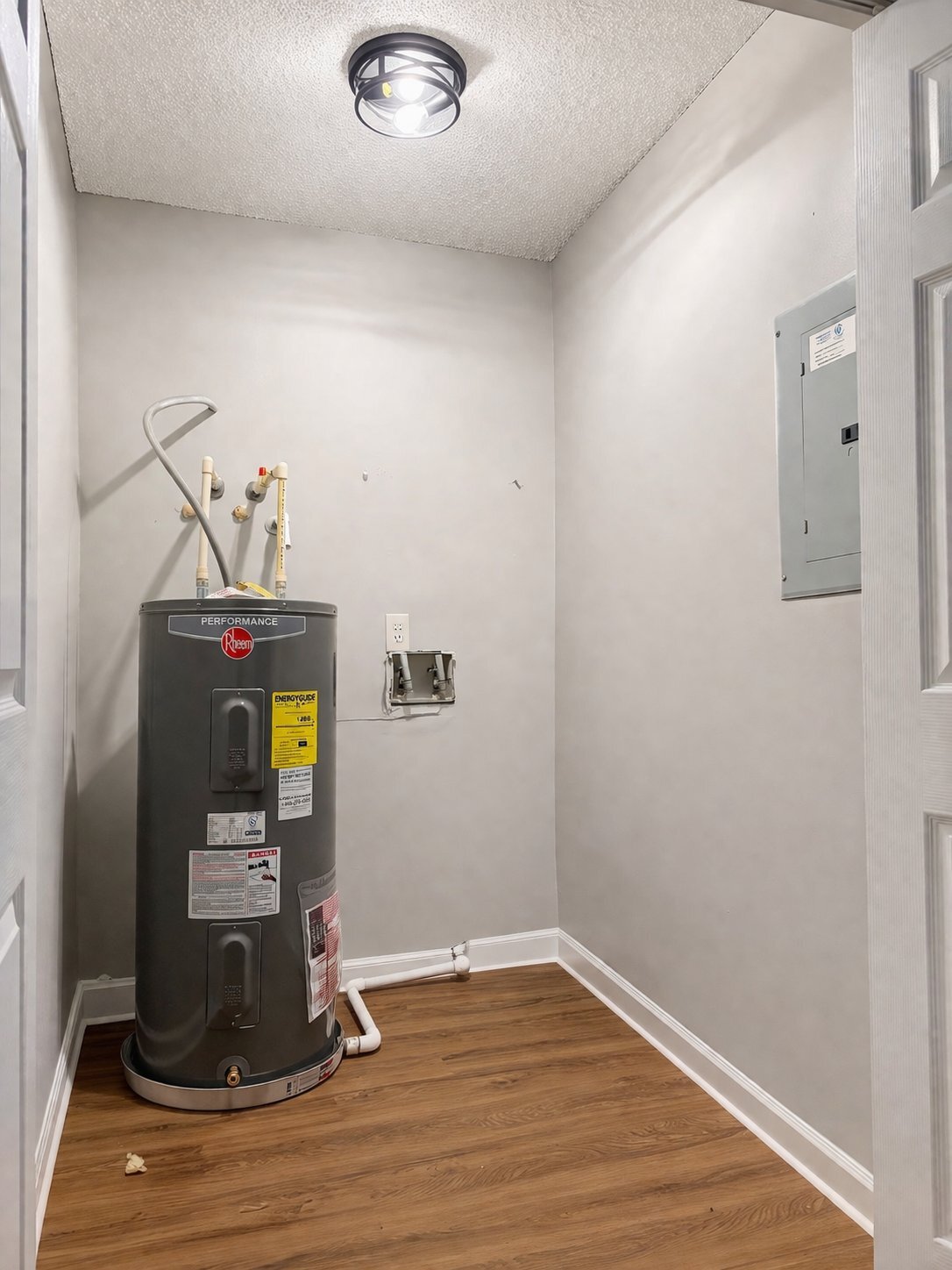 Building Photo - 45192 S Mickler St