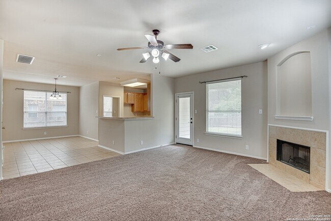 Building Photo - 2637 Gallant Fox Dr