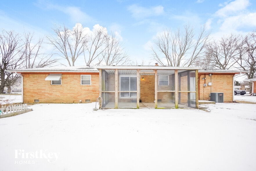 Building Photo - 130 Buisdale Dr