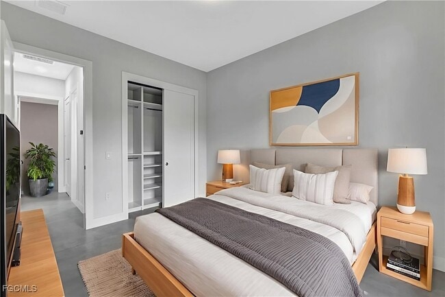 Building Photo - 3366 72nd Ave NE