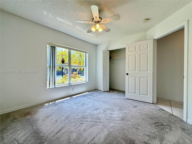 Building Photo - 7557 SW 164th Ct