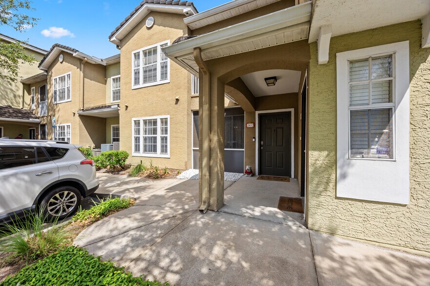 Building Photo - 10075 Gate Pky N