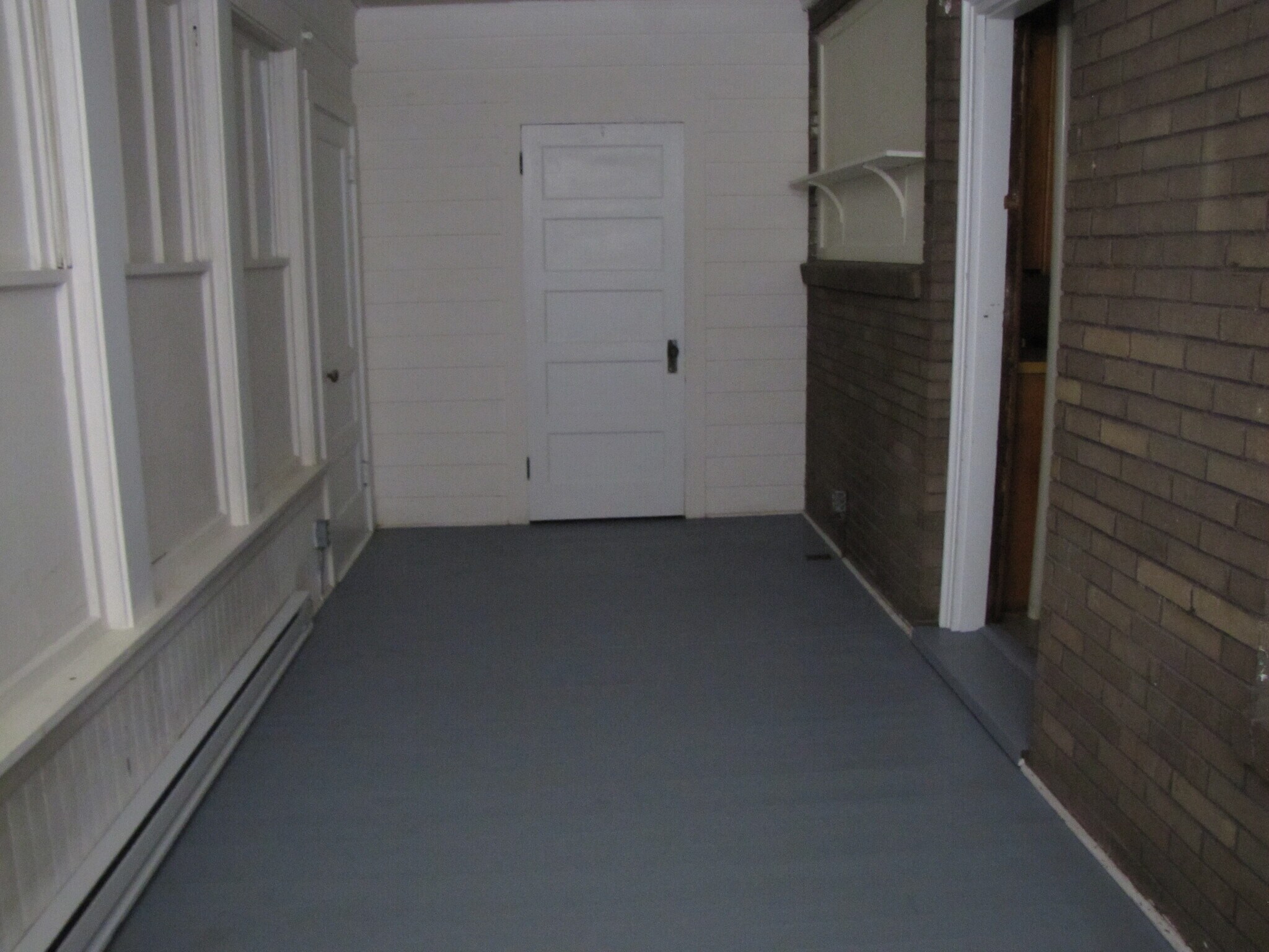 1st BR - 622 W Beaver Ave