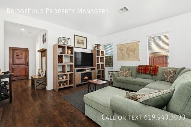 Building Photo - 10252 Oak Spur Way