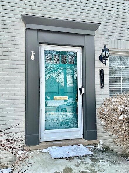 Building Photo - 1779 Graefield Rd