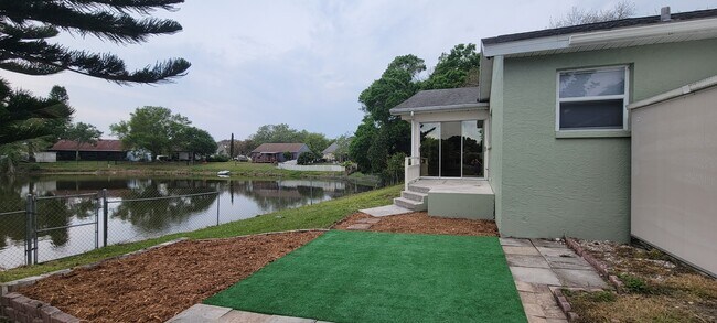 Building Photo - 2516 56th Ave E