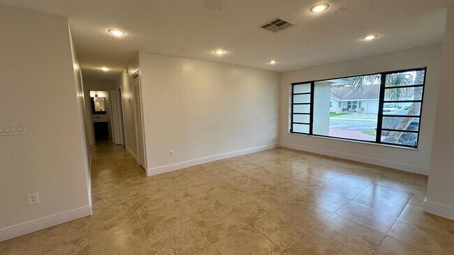 Building Photo - 13005 SW 119th Terrace