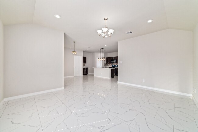 Building Photo - 5502 Creekside Ridge Trail