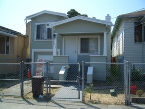 Building Photo - Welcome to our beautiful house on 96th Ave, Oakland CA. - Updated pictures coming soon.