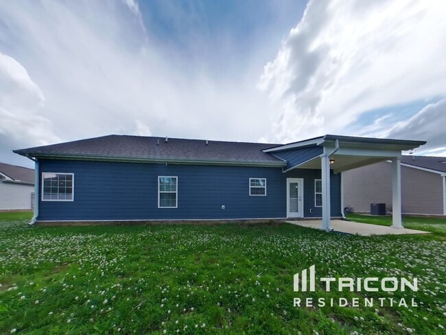 Building Photo - 1007 Cyril Dr