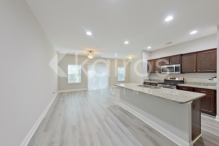 Building Photo - 607 Ferguson Ln