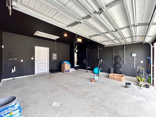 Building Photo - 230 Small Seed Dr