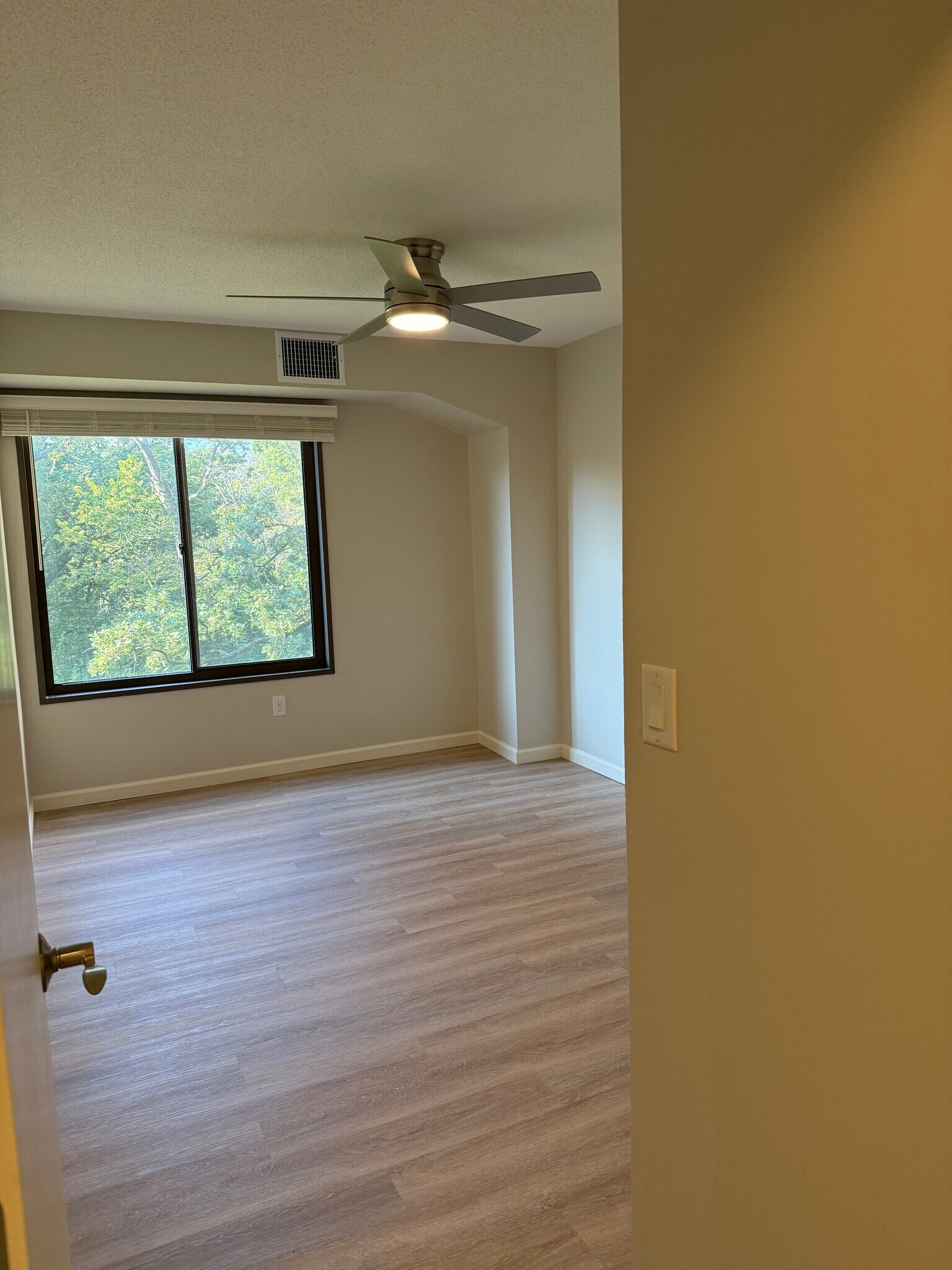 2nd Bedroom - 9400 Old Cedar Ave S