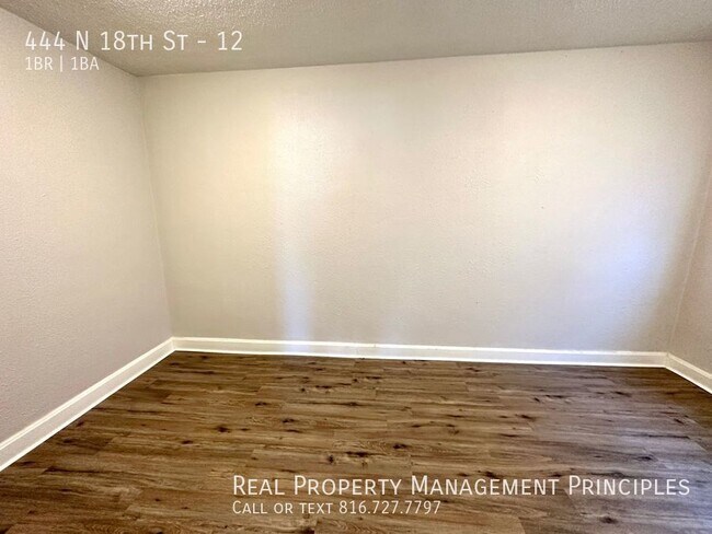 Building Photo - 444 N 18 St