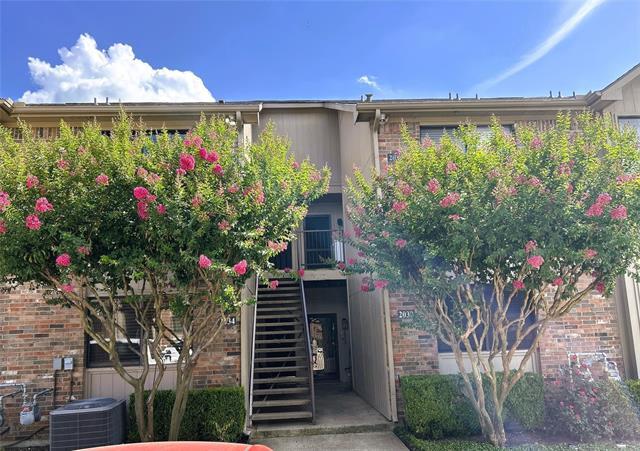 Building Photo - 2036 Signal Ridge Pl