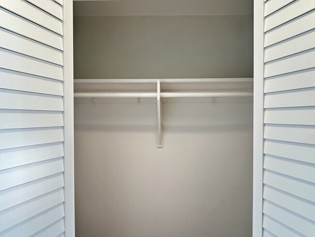 Building Photo - 6707 N California Ave