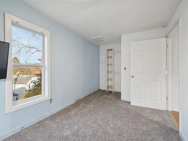 Building Photo - Charming 2 Bed 1 Bath in Butler!