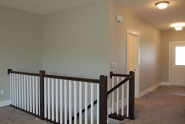 Building Photo - Easy access to Iowa City and beyond