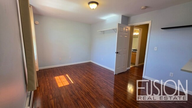Building Photo - Elegant Four Bedroom Home in Dorset Farms!