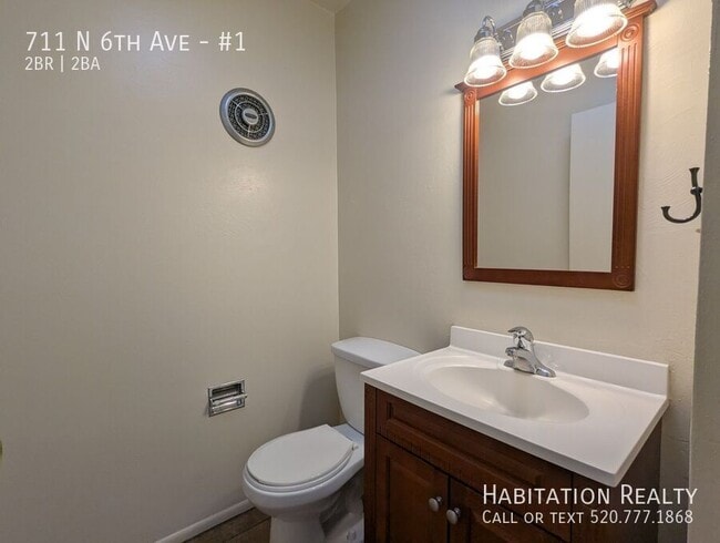 Building Photo - 711 N 6th Ave