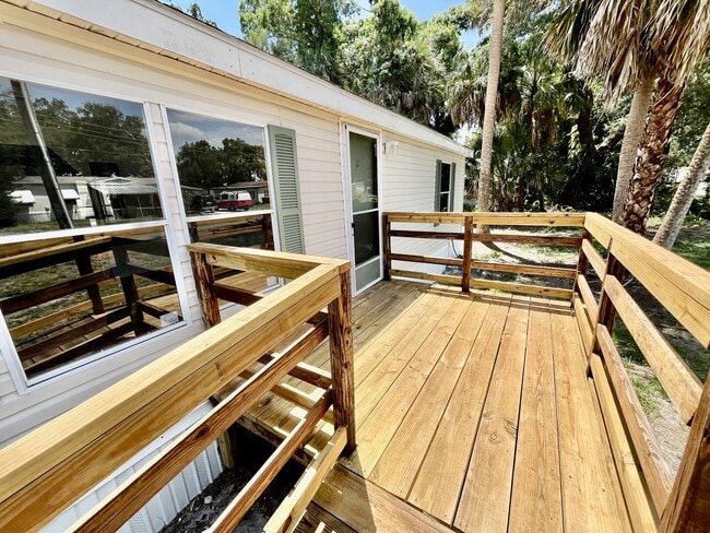 Building Photo - 2500 Gail Helen Ct
