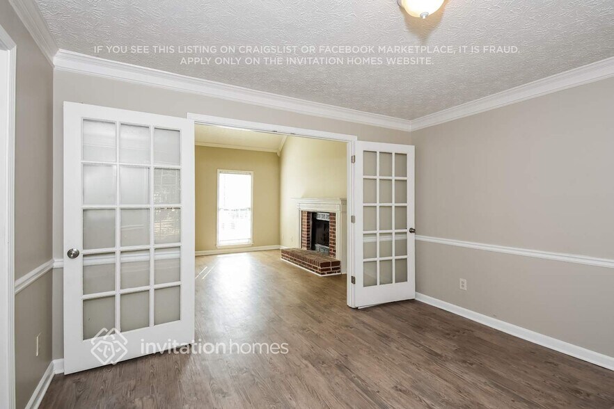Building Photo - 5690 Sugar Crossing Dr