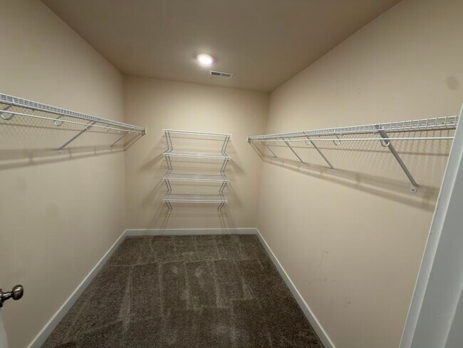 Building Photo - 12409 Petrel Crossing