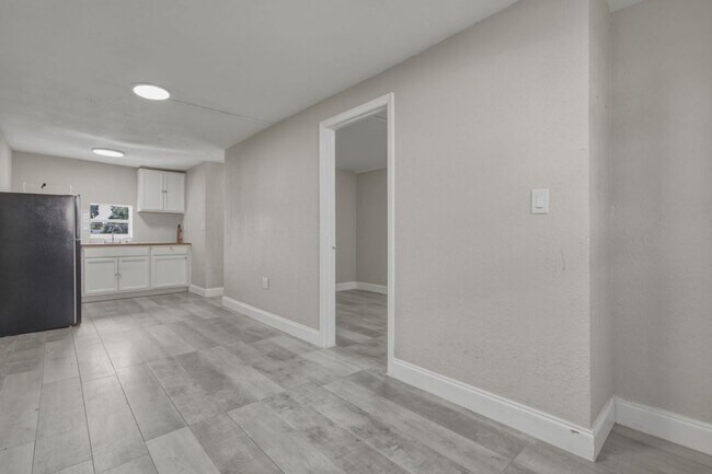 Building Photo - 2911 NW 132nd Terrace