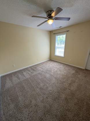 Building Photo - 1116 Pueblo Dr