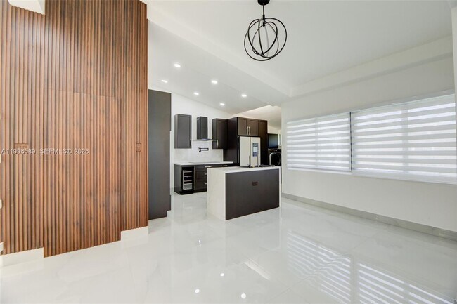 Building Photo - 17101 SW 48th St