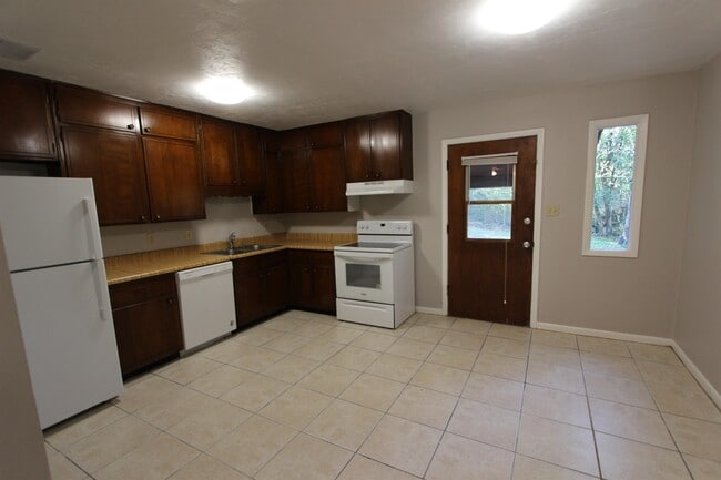 Building Photo - 1530 Pullen Rd